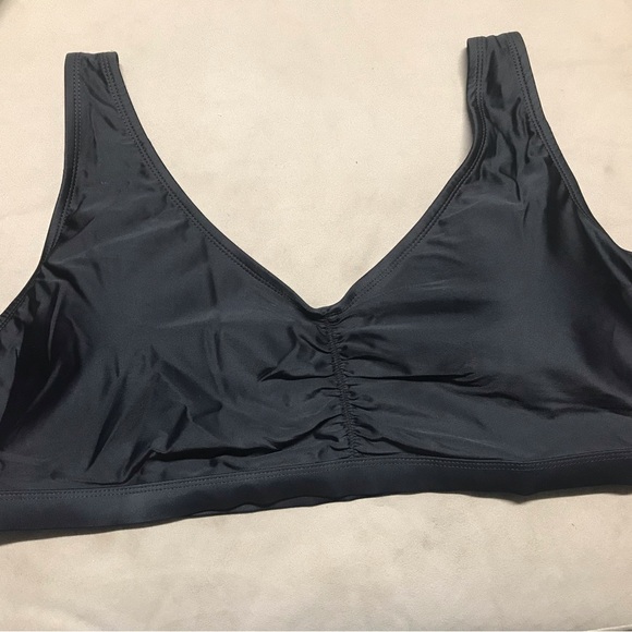 2X$20🆕 2 PCS Size 2X (20W-22W)Adjustable Straps and Mid-RiseCheeKy Black andGre - Picture 4 of 13